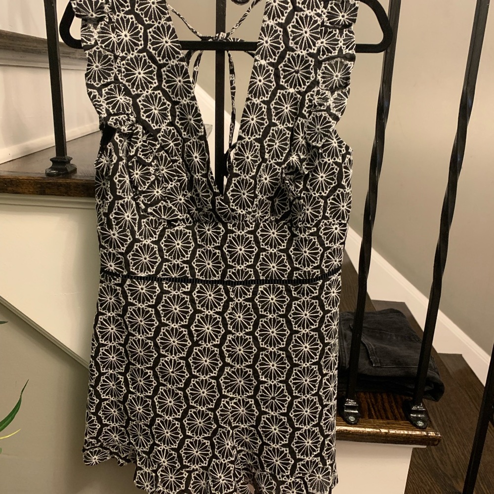 Sugar + Lips Romper - Picture 2 of 3